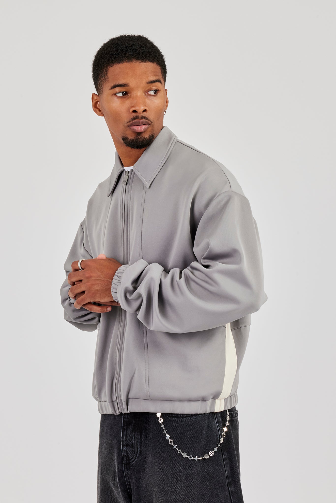 Trainingsjacke mit Poly-Kontrast - Grau